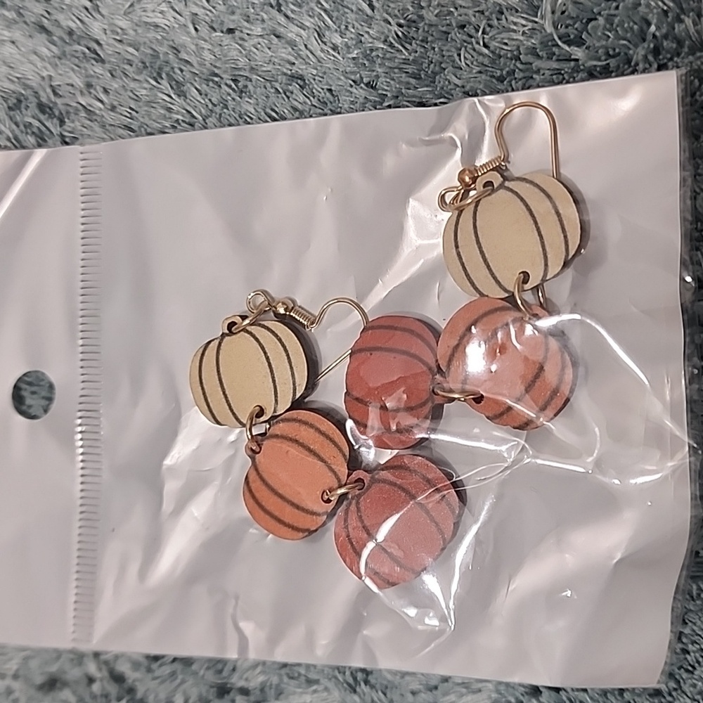 Long pumpkin 🎃 Earings